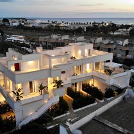 ADAGIO by Verde Blu Vacanze, hotel in Porto Cesareo