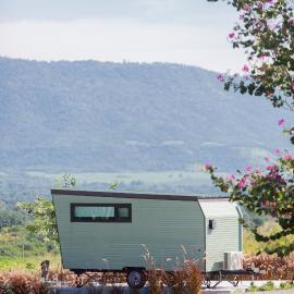 Mint camper car mine hills2, hotel in Ban Mai