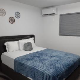Small's Cozy Rest 7 Efficiency, khách sạn ở South Bimini