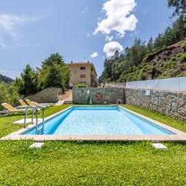 Gerês Cascatas Residence, hotel u gradu 'Geres'