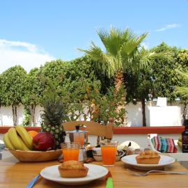 Villa Tony - Baia Verde Only Teenagers, Hotel in Baia Verde