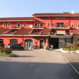 MARCHESINA RESORT srls, ξενοδοχείο σε Teggiano
