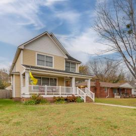Centrally Located Hampton Roads Home w/ Game Room!, Hotel in Portsmouth