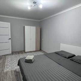 3 микрорайон 15 дом, hotel in Kapchagay