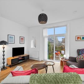 No 92 Smart Self Contained Anex
