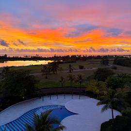 Apartamento de lujo con vista al mar en Karibana