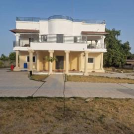 Rayana's Busura BnB, hotel em Brikama