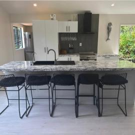 Whangapoua retreat, hotel in Whangapoua