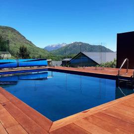 Heaven on Noble - Swimming Pool - Luxury Family Home