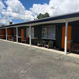 Lumsden Motel, готель у місті Lumsden