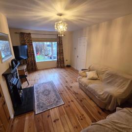 Eagle Valley , Wilton 4BR Extended Stays near CUH & UCC, hotel a Cork