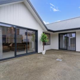 New Townhouse on Clyde St Winton、Wintonのホテル