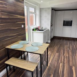 4Bed Grimsby Contractor Work Crew Stay, hotel v destinaci Grimsby
