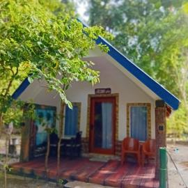 Regina Cottage, hotel a Ngurblut