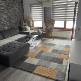 Jules Cozy Place