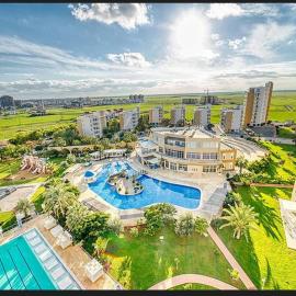 Caesar Resort iskele Long beach Gallus 14، فندق في Iskele
