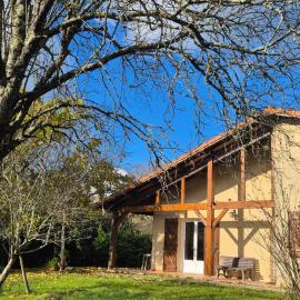 Maison au milieu des vignes, hotel di Cazaubon