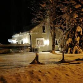 Northern Lights Escape Cozy Cabin, khách sạn ở Gibostad