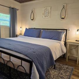 Cabin near Dogwood Canyon, Top of the Rock, Branson, hotel i Green Forest