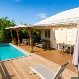 Viesnīca KazaFelicia-Villa avec piscine privée et vue mer pilsētā Ptibūra