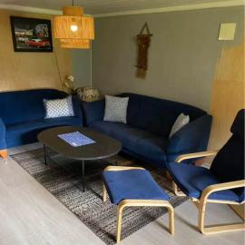 Leilighet i Damstien โรงแรมในArneberg