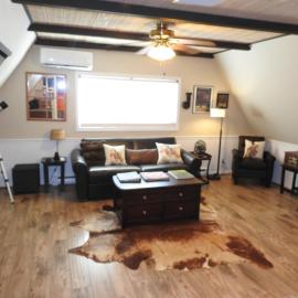 Historic Gold Town Loft A-Frame 1 Bedroom with sofa sleeper WIFI, hotel a Julian