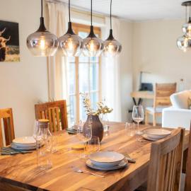 Gemütliche Ferienwohnung am Kochelsee、シュレードルフのホテル
