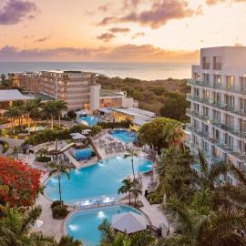 Sonesta Maho Beach All Inclusive Resort Casino & Spa, viešbutis mieste Maho Reef