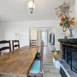 Large house near Chantilly & CDG, hotel u gradu Chaumontel
