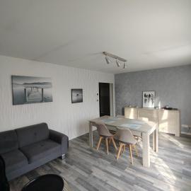 LENS, Bel appartement lumineux spacieux en centre ville 3 chambres