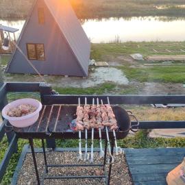 Трейлер з чаном в Загороді біля Львова: Velikoye Kolodno şehrinde bir otel