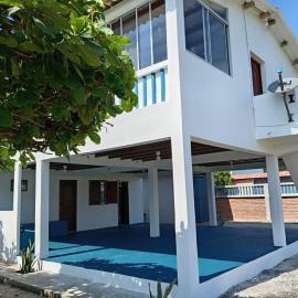 산 클레멘테에 위치한 호텔 Villa Solara - A Beachfront Residence