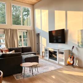 NEW Tubside Tranquility Sauna Retreat, Hotel in Tobermory