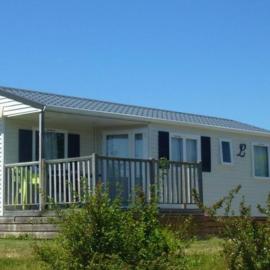 Mobil-home 29m² avec Terrasse à Loudéac - API-1-52-924, hotel in Loudéac