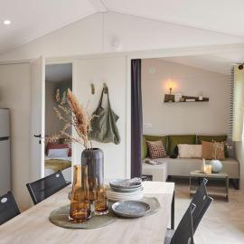 Mobil-Home 27m² avec Terrasse à Saint-Lunaire - API-1-52-1120, hotel in Saint-Lunaire