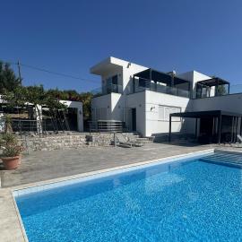 Villa Maïa