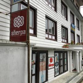 Hotel Khangri, hotel sa Namche