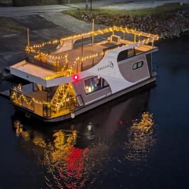 Hausboot bei Passau, hotel sa Windorf