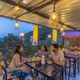 The Hosteller Kasauli, hotel a Kasauli