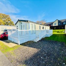 2 Bedroom Caravan FK2, Sandown, Isle of Wight, hotel in Sandown