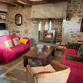 Granite stone house Guimaec