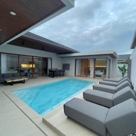 Breathtaking Modern Villa Sun Filled Living Private Pool