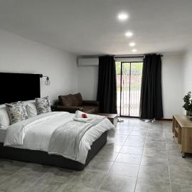 Riverstone Studio - Self Catering, hotel a Cradock