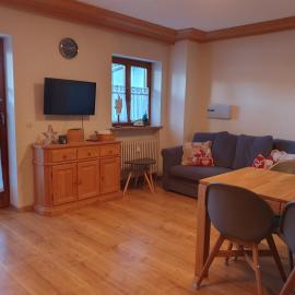 Fewo Haiber 1Zimmer Appartement, хотел в Обермайзелщайн