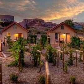 Willow Street Cottages, хотел в Блаф