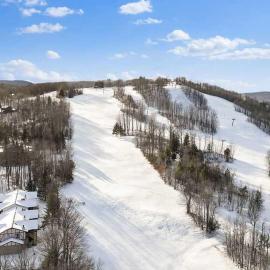 Alpen Villa Escape at Powderhorn Mountain, Hotel in Bessemer