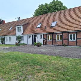 Klockargården Örja byväg 17, Hotel in Landskrona