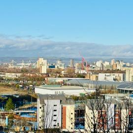 4 bed Townhouse with spectacular views 4 miles from Cardiff 10min drive or train journey to city centre
