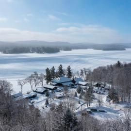 Great Pines, hotel em Old Forge