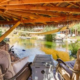 3 Mi to Dtwn Pahrump: Romantic Desert Oasis, hótel í Pahrump